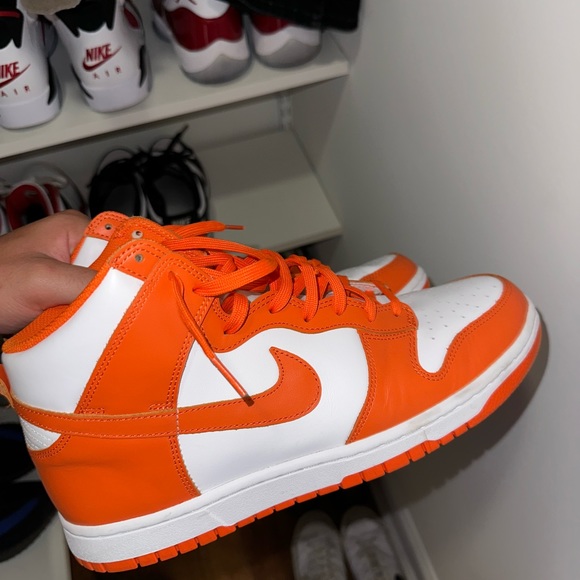 Bundle of 5 Hype Sneakers containing Nike Dunks, Jordans and Yeezy - Picture 3 of 15